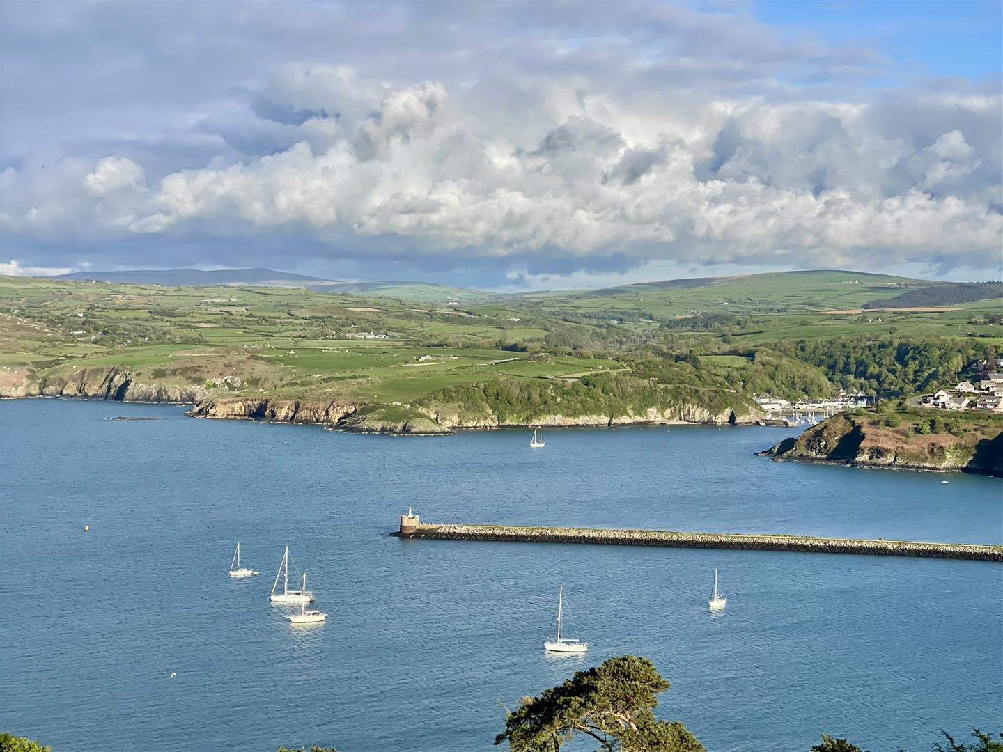 New Hill Villas, Goodwick, photo 14