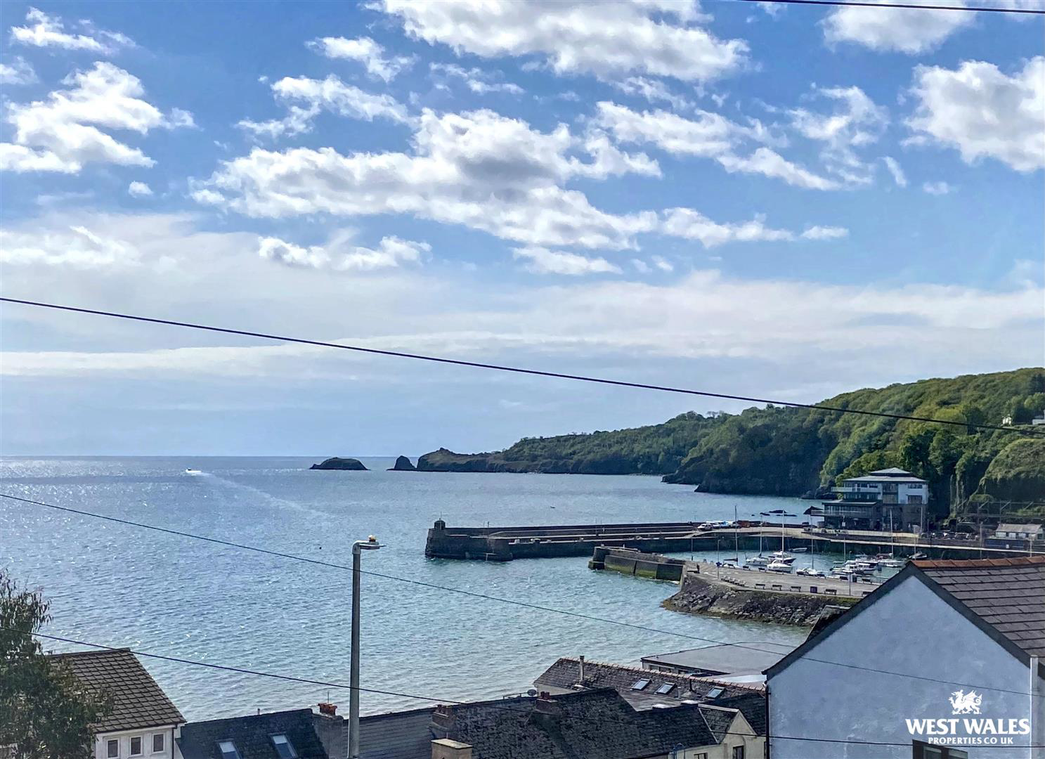 Wogan Terrace, Saundersfoot, photo 2