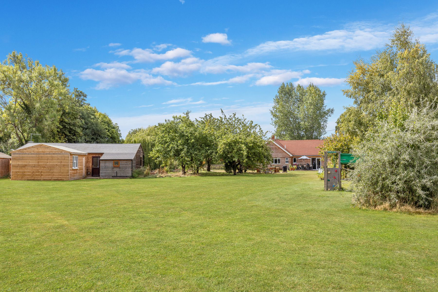 Claygate Road, Laddingford, ME18