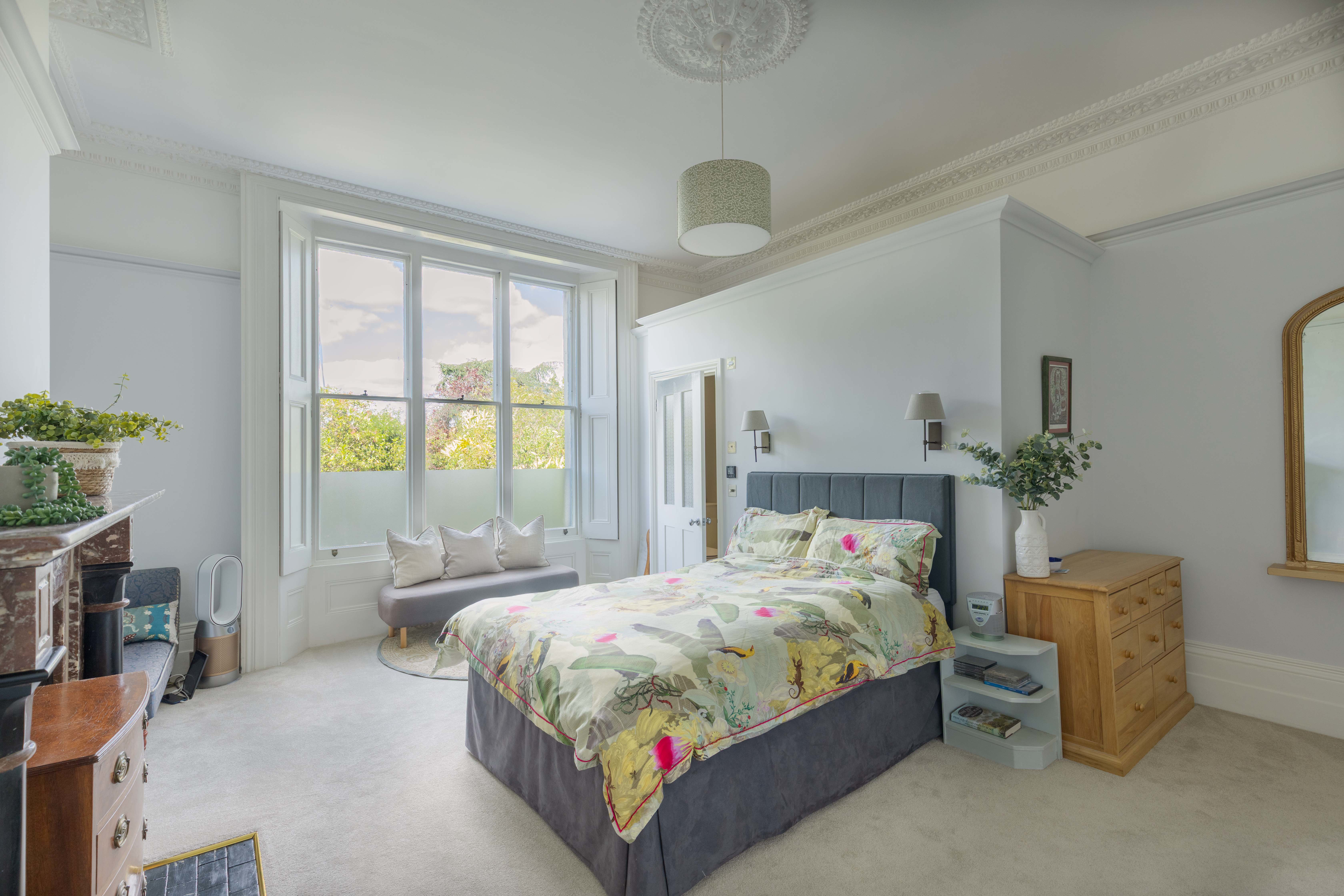 Bedroom 1 - 2