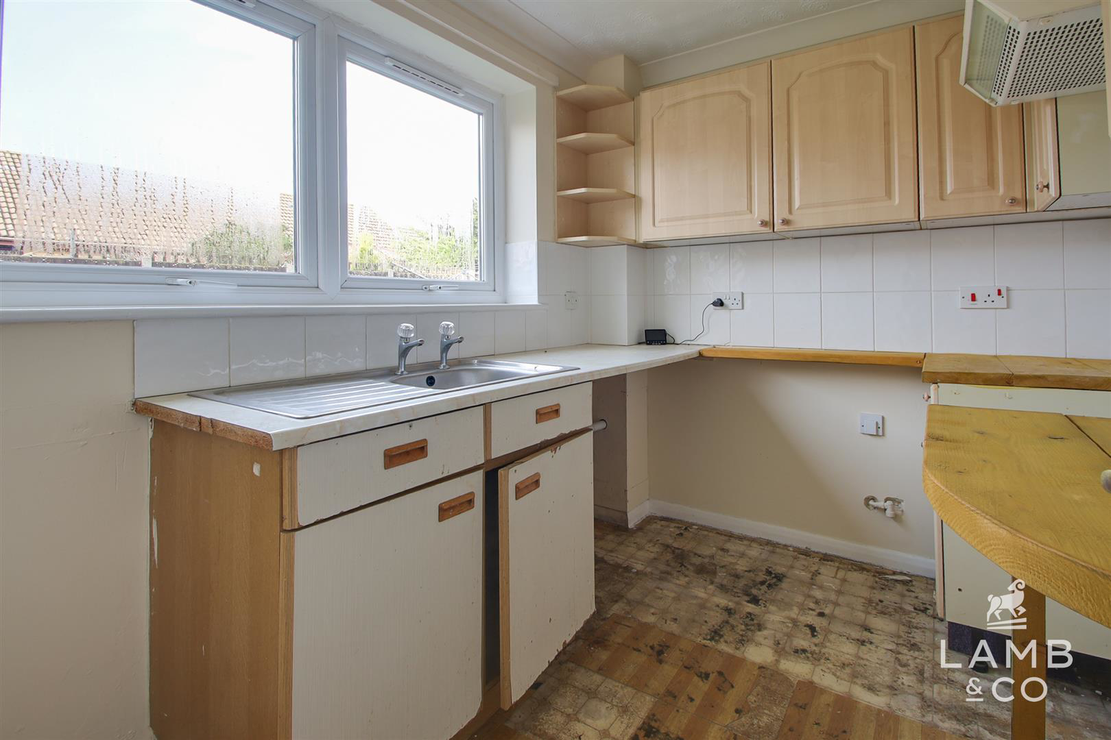 Kelvedon Court, Ferndale Close, photo 3