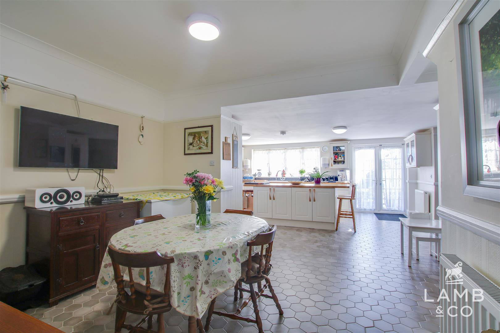 Kings Road, Clacton-on-Sea, photo 15
