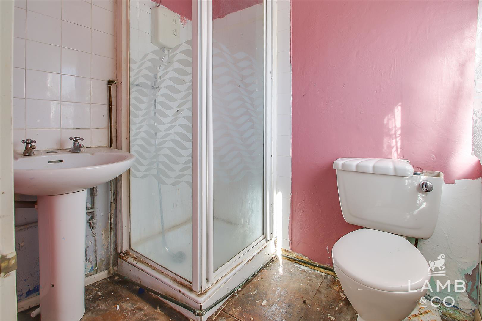 Austin Avenue, Jaywick, Clacton-On-Sea, photo 6