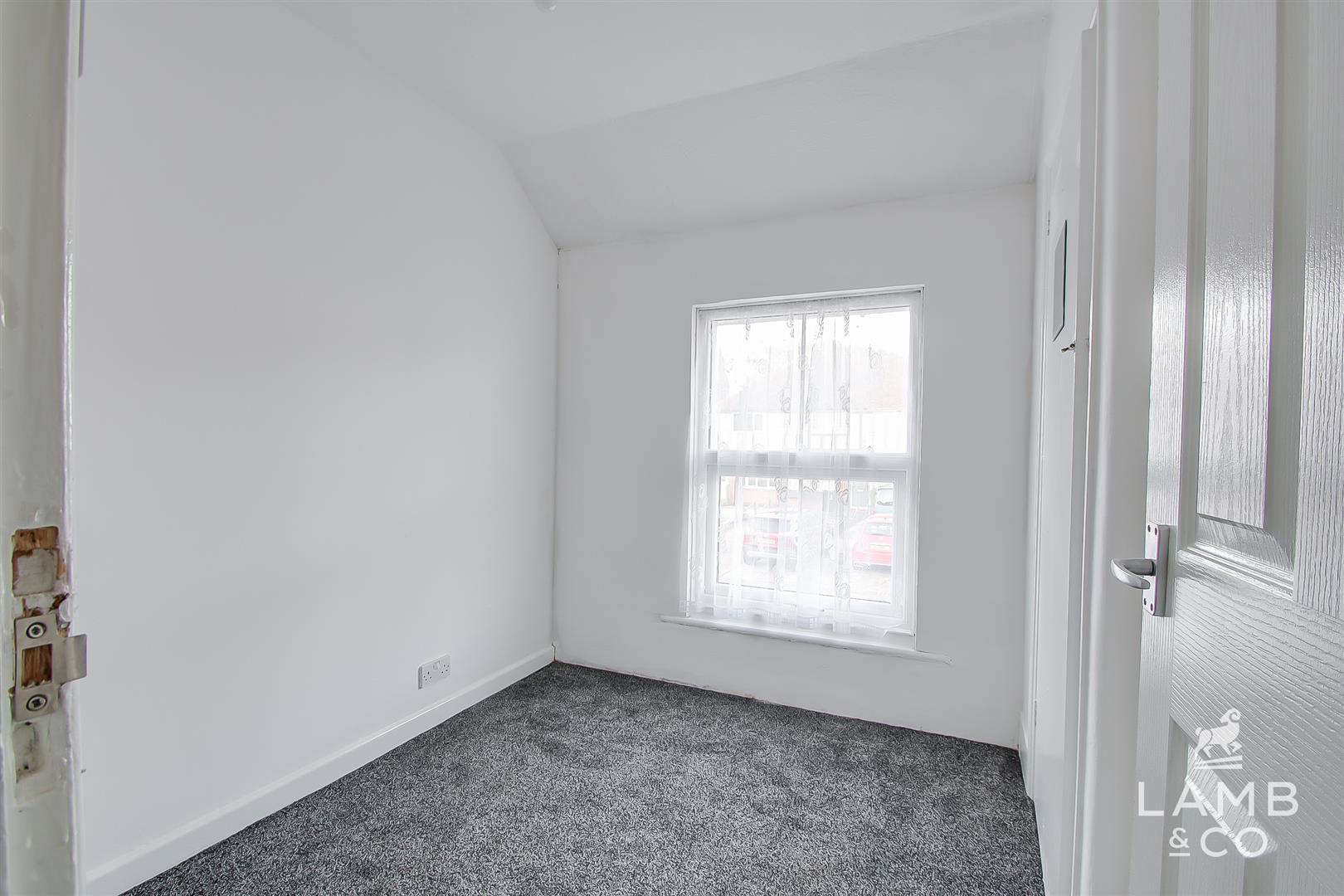North Road, Clacton-On-Sea, photo 9