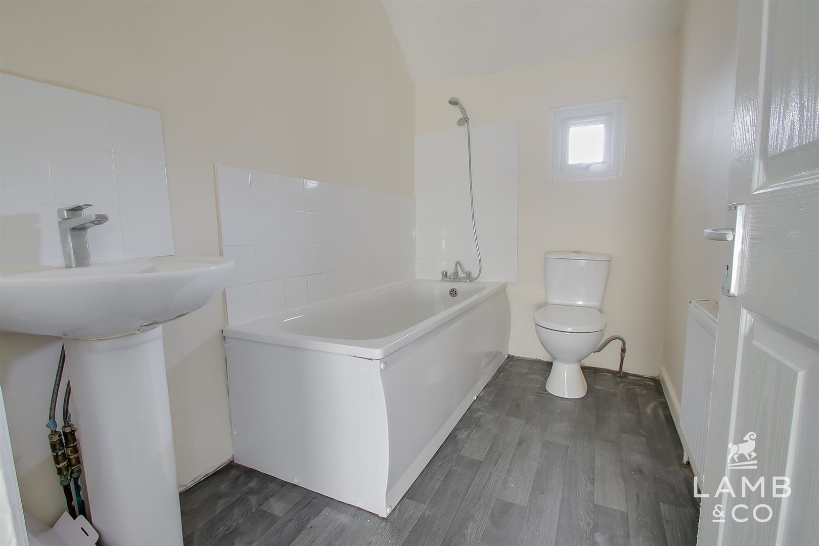 North Road, Clacton-On-Sea, photo 5