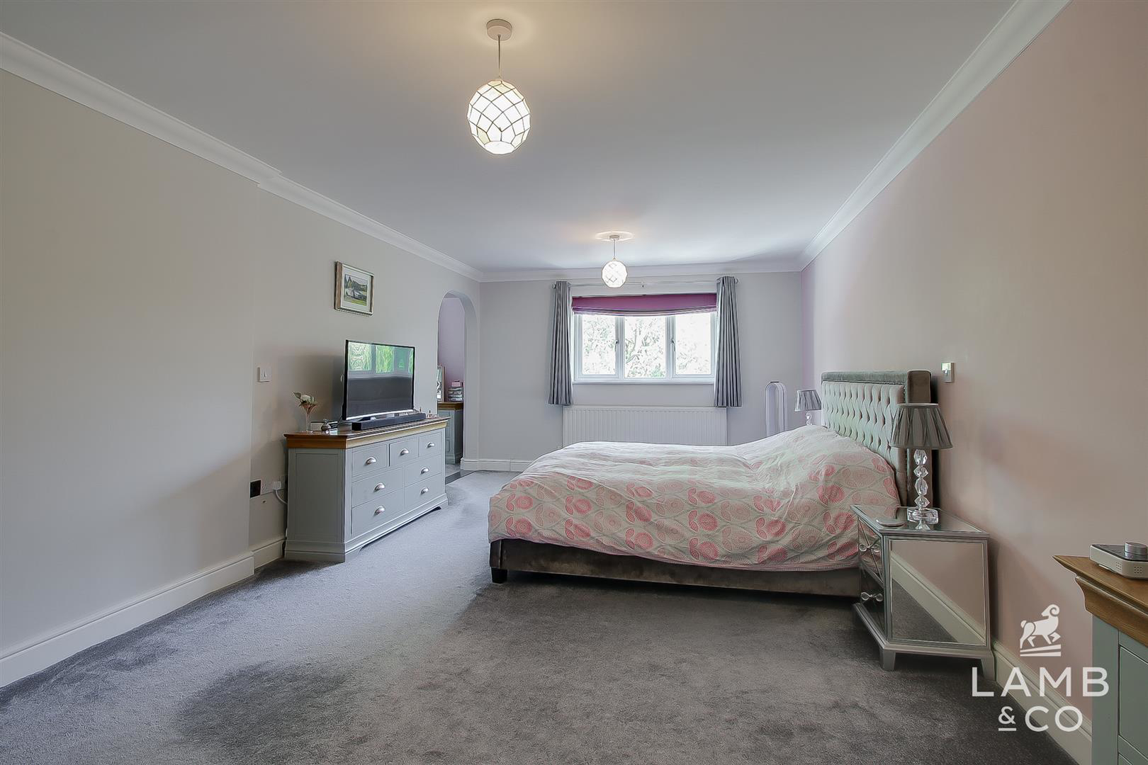 Walton Road, Kirby-Le-Soken, Frinton-On-Sea, photo 28