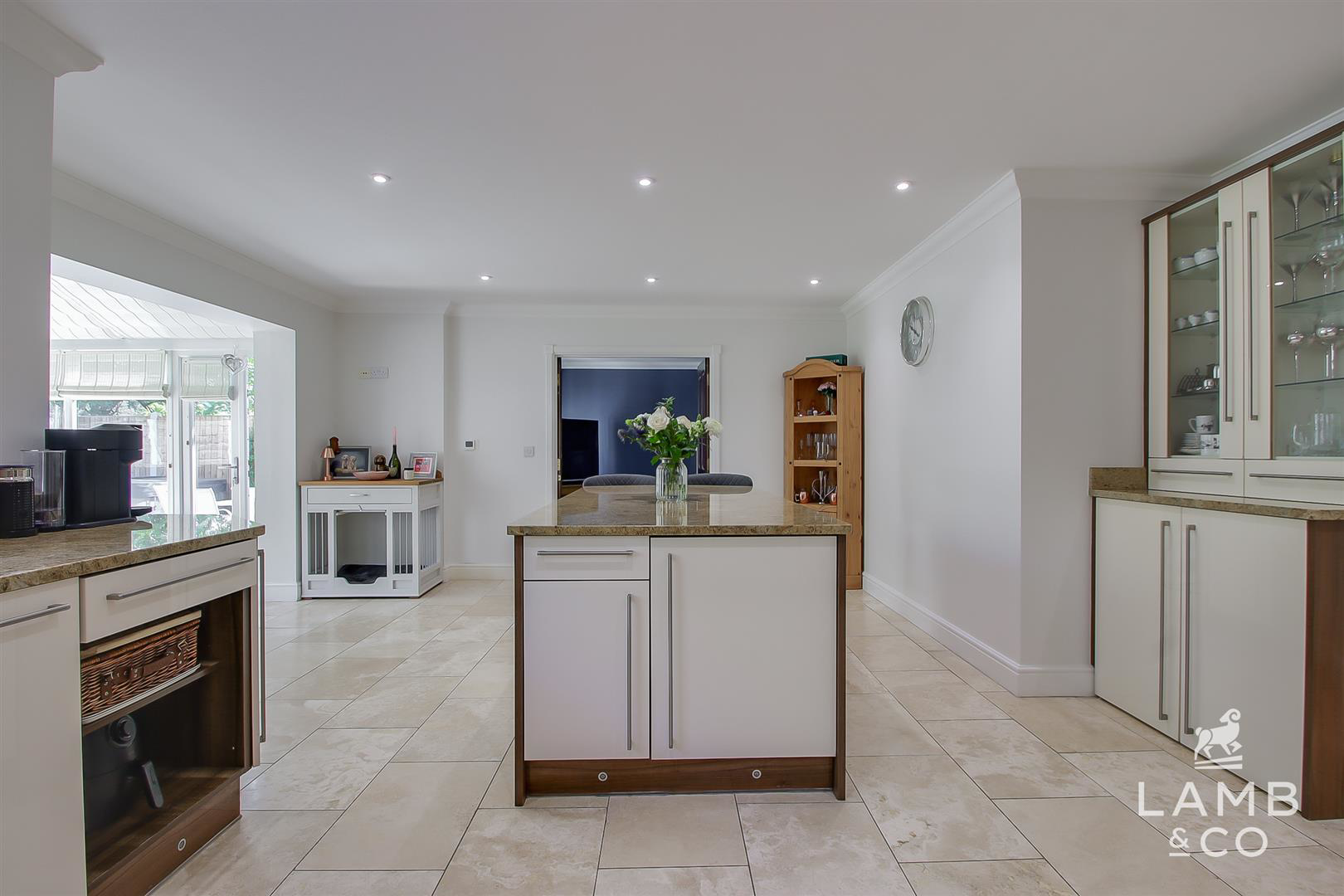 Walton Road, Kirby-Le-Soken, Frinton-On-Sea, photo 8