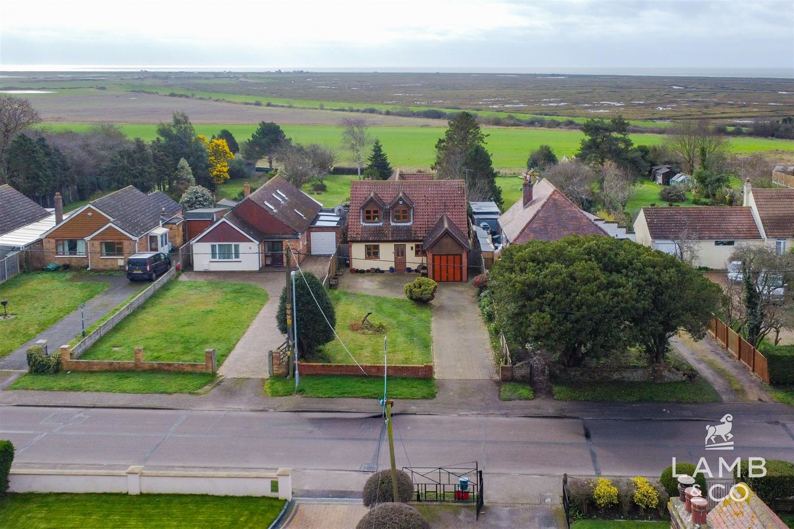 Dumont Avenue, Point Clear, St. Osyth, photo 40