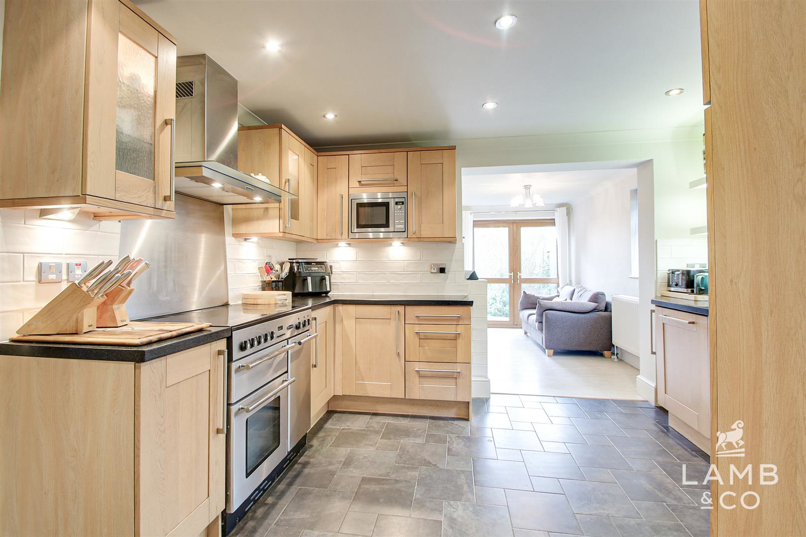 Dumont Avenue, Point Clear, St. Osyth, photo 6