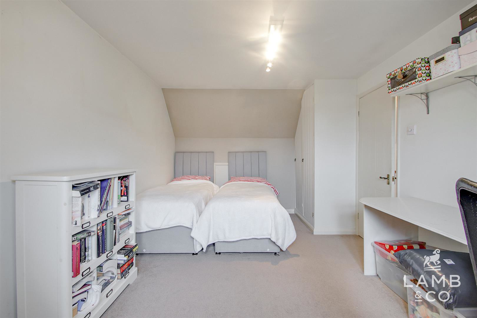 Dumont Avenue, Point Clear, St. Osyth, photo 31