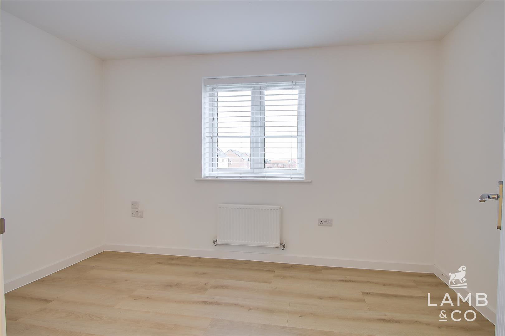 Pebble Drive, Clacton-On-Sea, photo 11