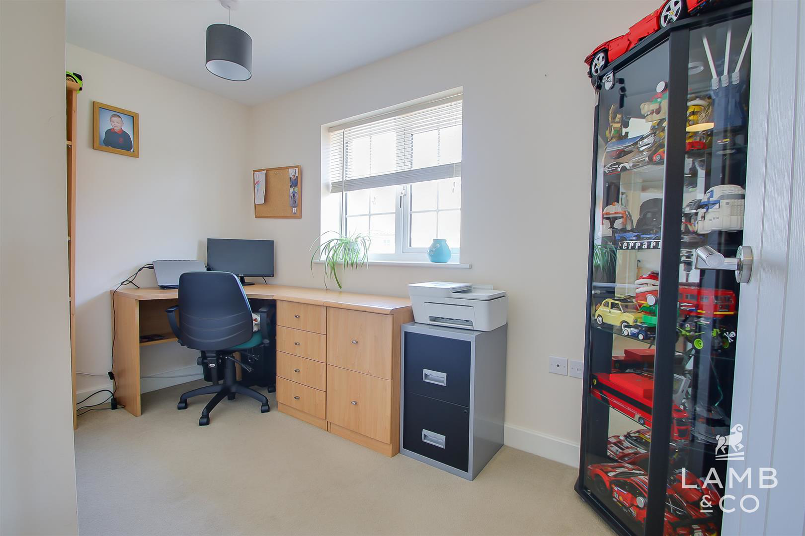 Legerton Drive, Clacton-On-Sea, photo 13