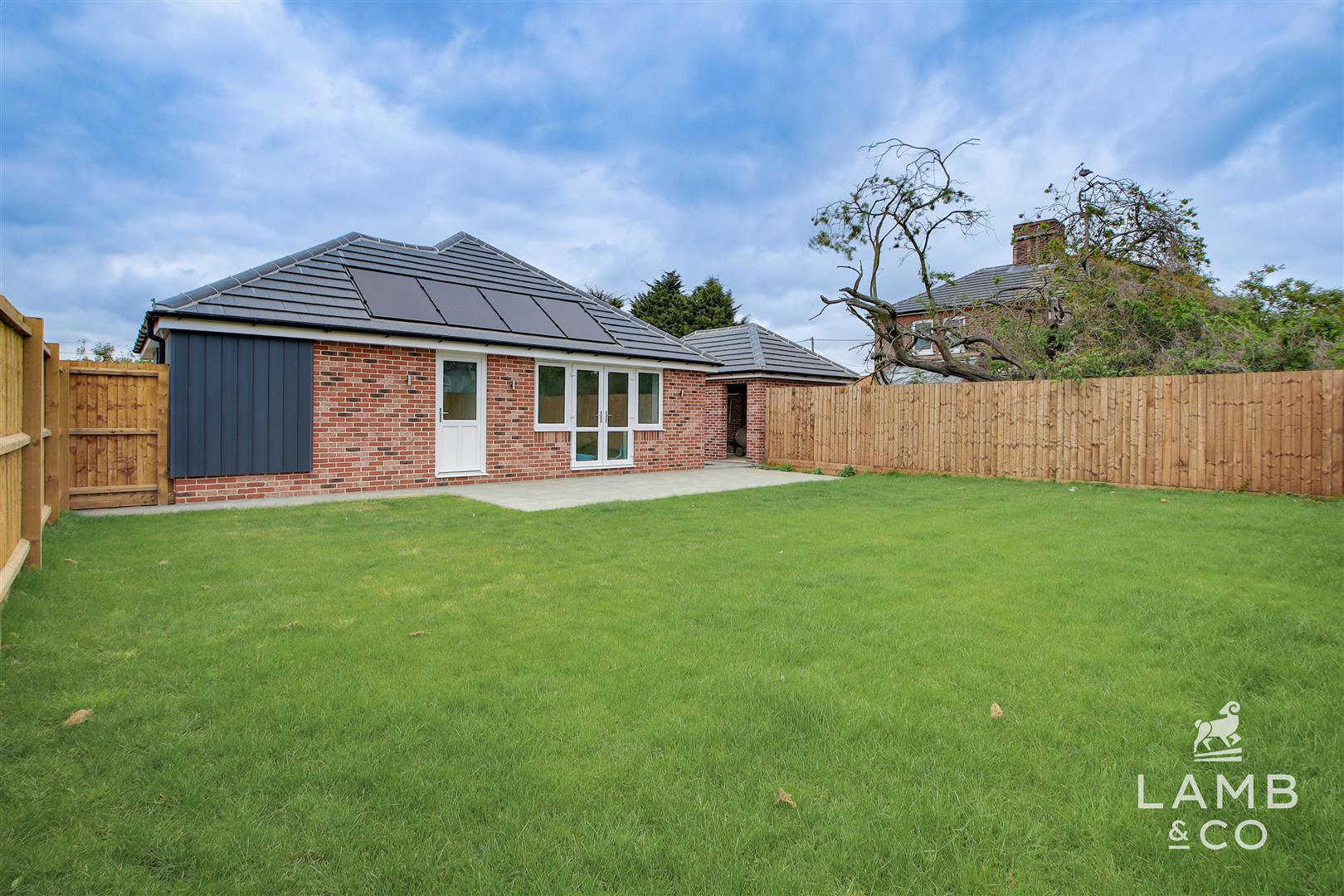 Montrose Gardens, Great Holland Frinton-on-Sea, photo 2