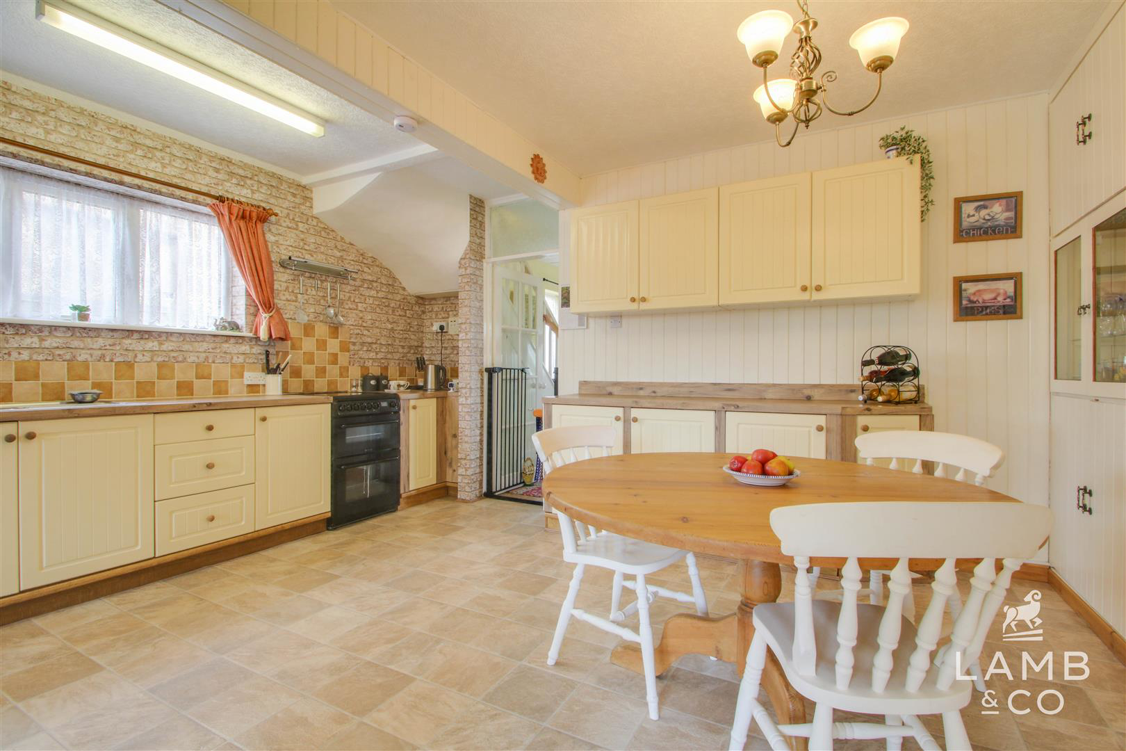 Harwich Road, Little Clacton, photo 3
