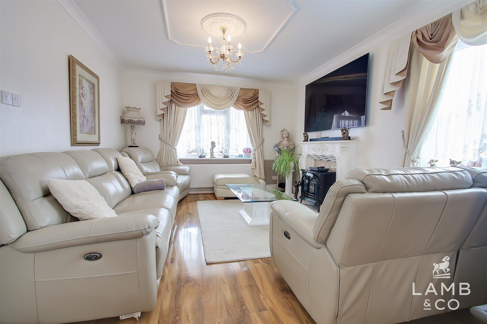 Jaywick Lane, Clacton-On-Sea, photo 2