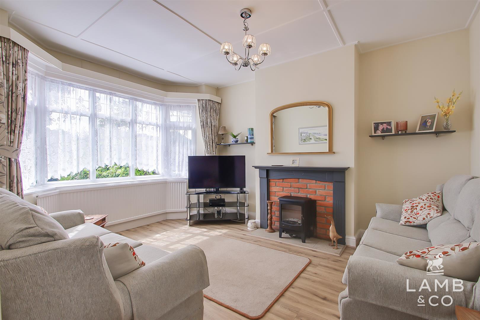 Harwich Road, Little Clacton, photo 2