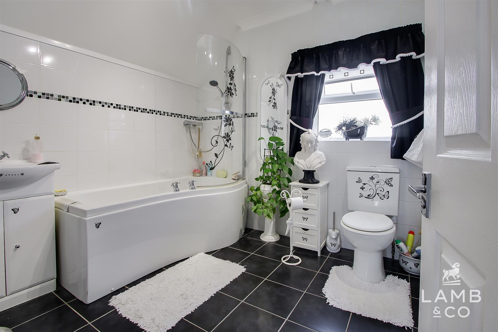 Jaywick Lane, Clacton-On-Sea, photo 8