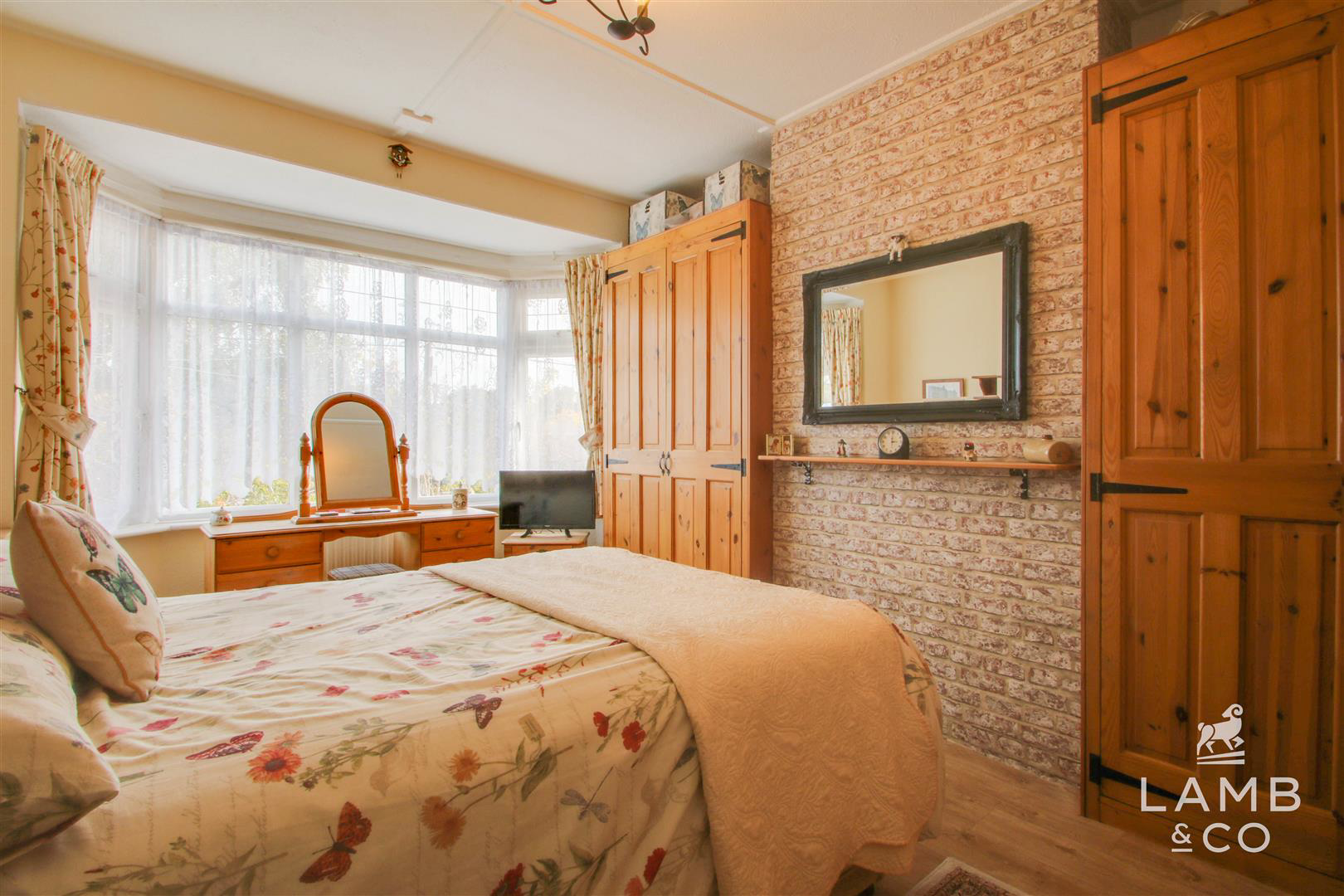Harwich Road, Little Clacton, photo 11