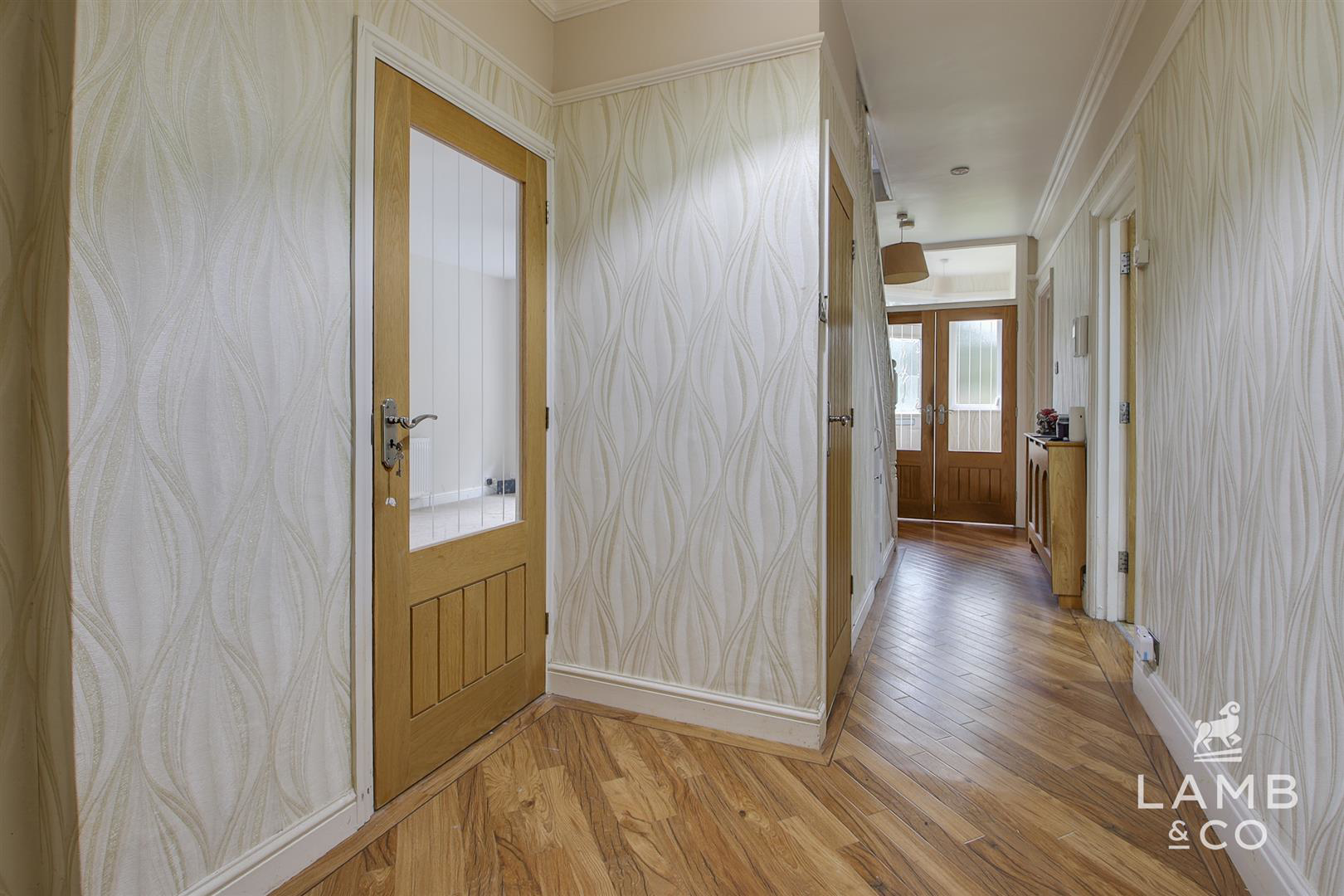 Albany Gardens West, Clacton-On-Sea, photo 7