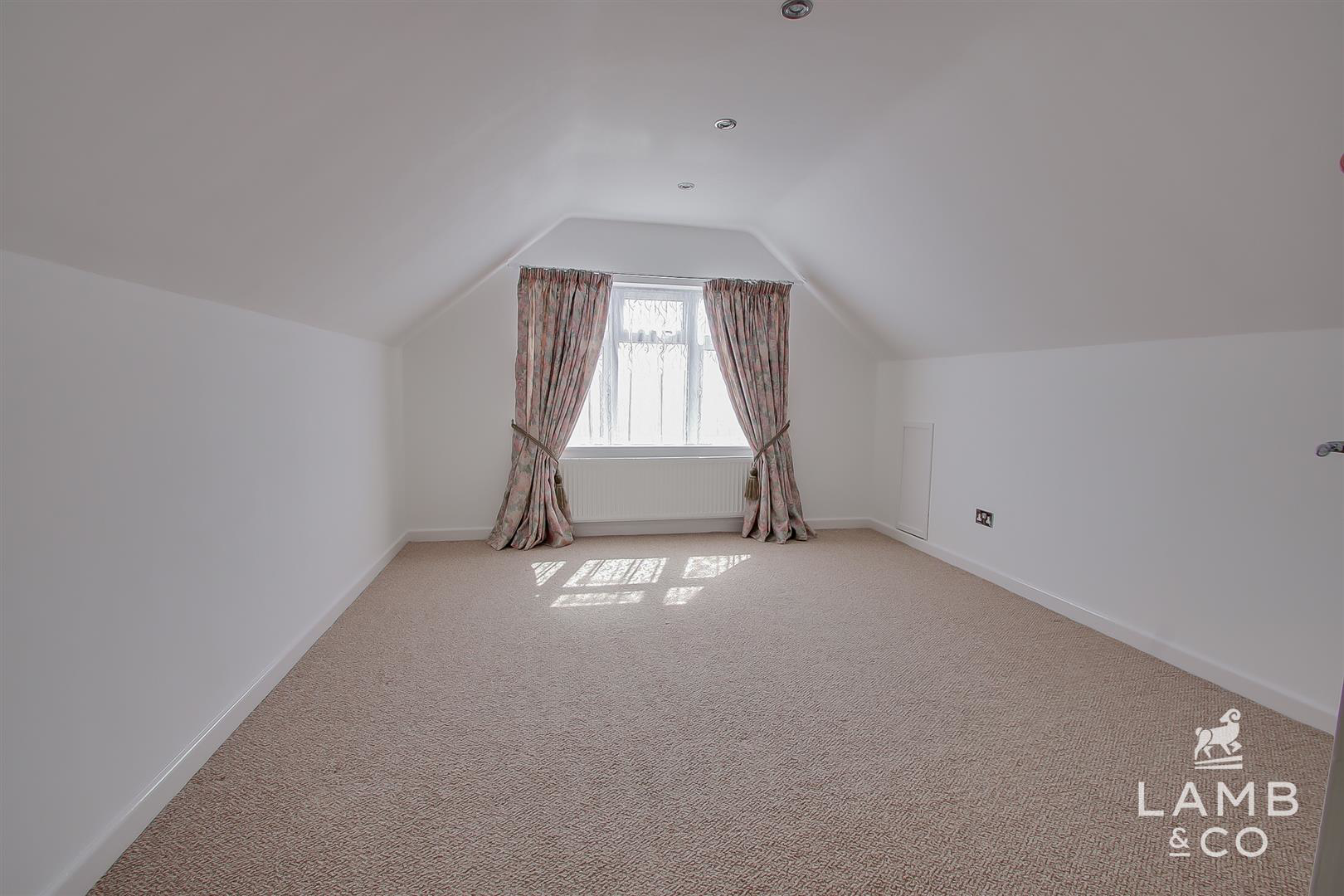 Briarwood Avenue, Holland-On-Sea, photo 15