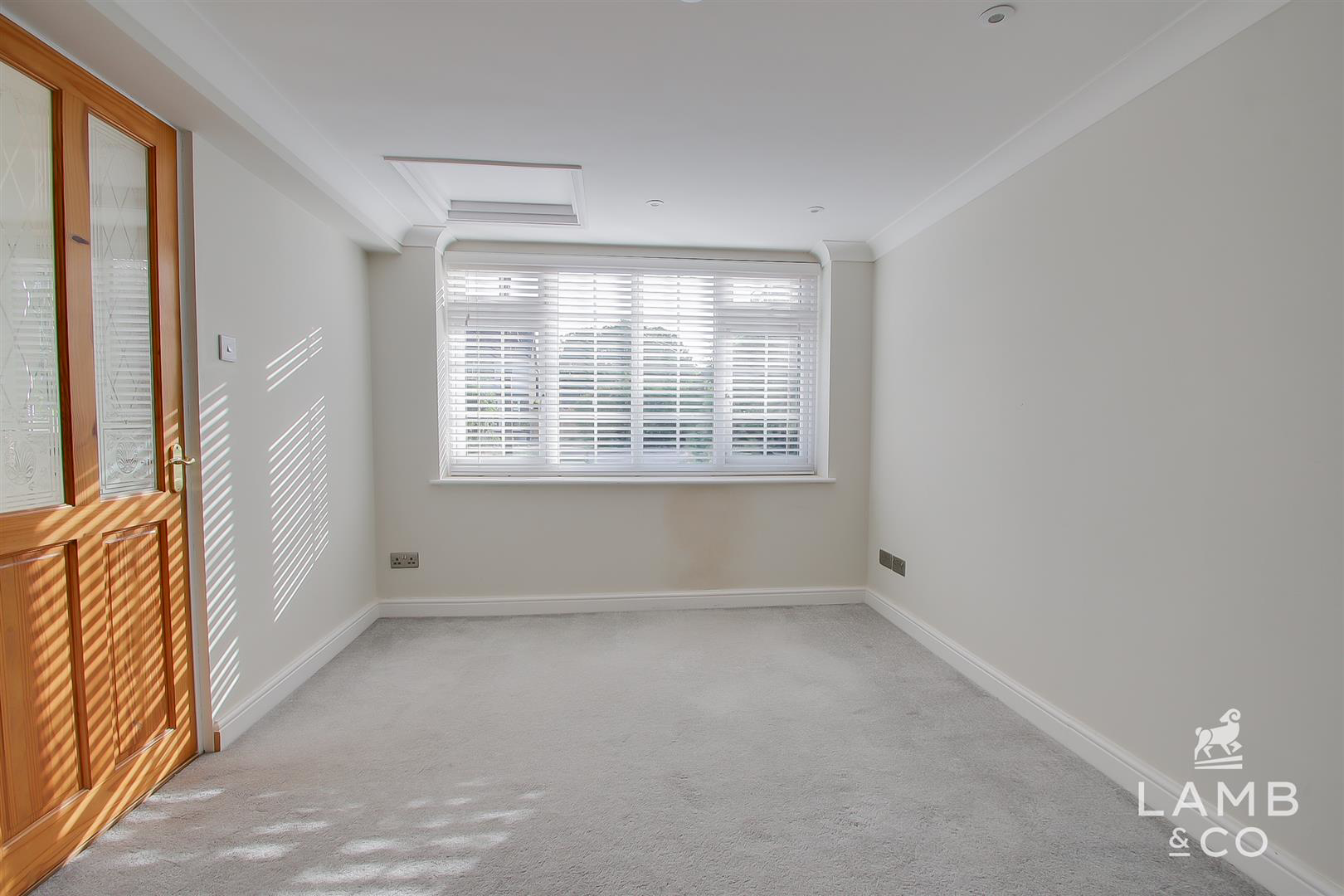 New Thorpe Avenue, Thorpe-Le-Soken, photo 13