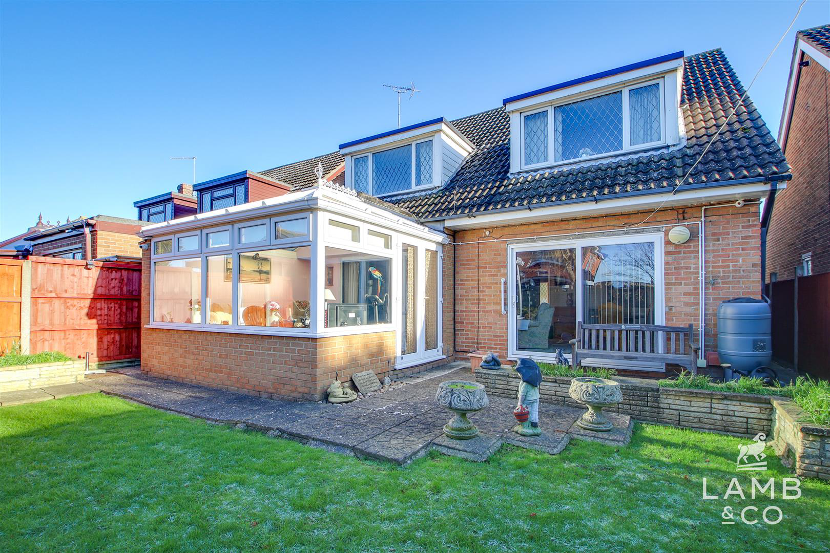 Jaywick Lane, Clacton-On-Sea, photo 19