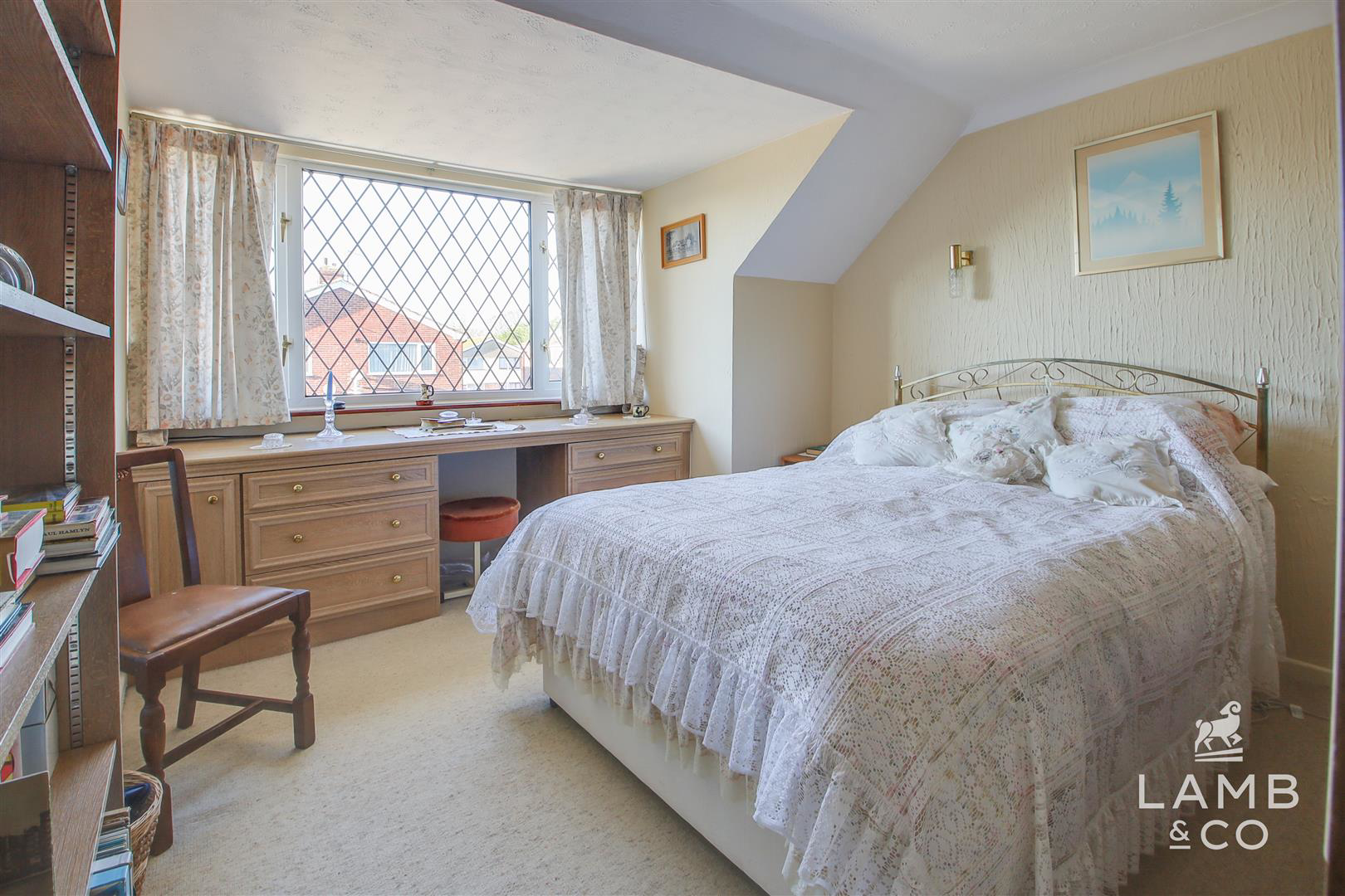 Jaywick Lane, Clacton-On-Sea, photo 8
