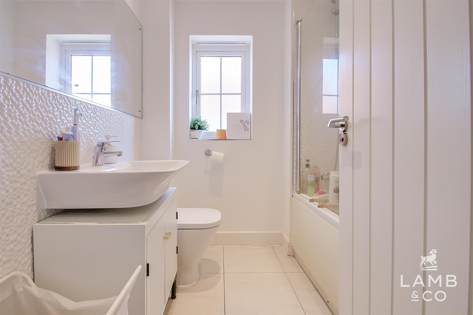 Legerton Drive, Clacton-On-Sea, photo 18