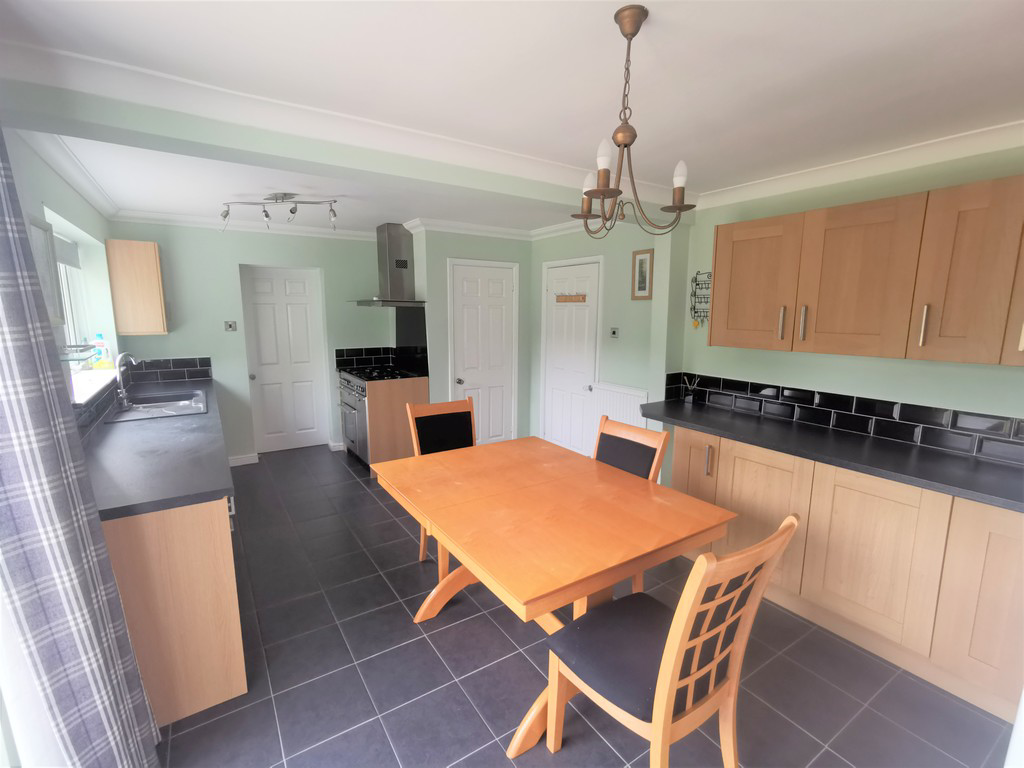 Lancaster Road, Newcastle-under-Lyme, photo 5