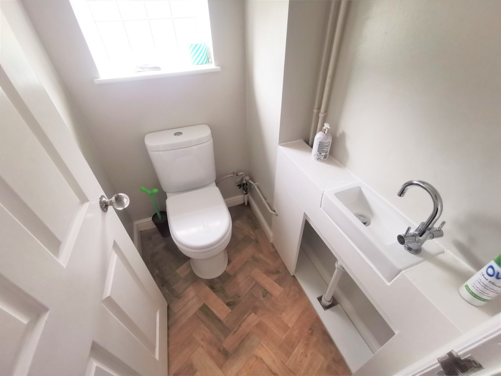 Lancaster Road, Newcastle-under-Lyme, photo 8