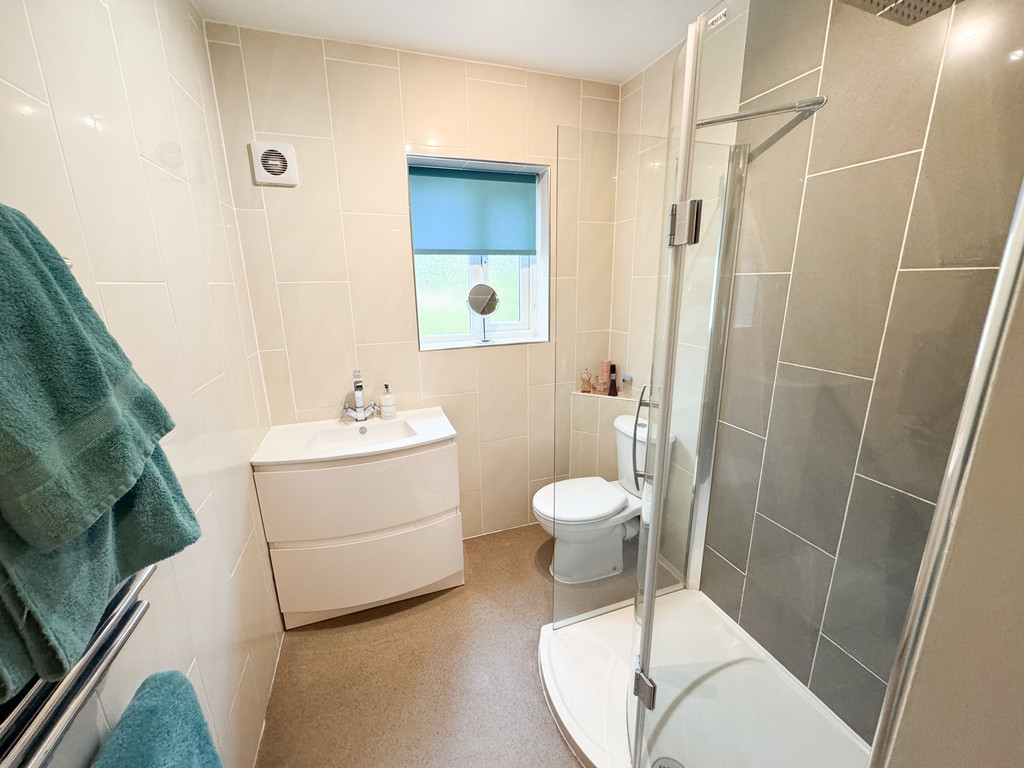 Blacklake Drive, Meir Heath, Stoke-on-Trent, photo 15