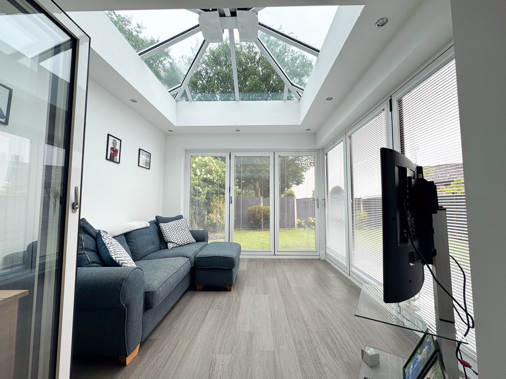 Blacklake Drive, Meir Heath, Stoke-on-Trent, photo 9