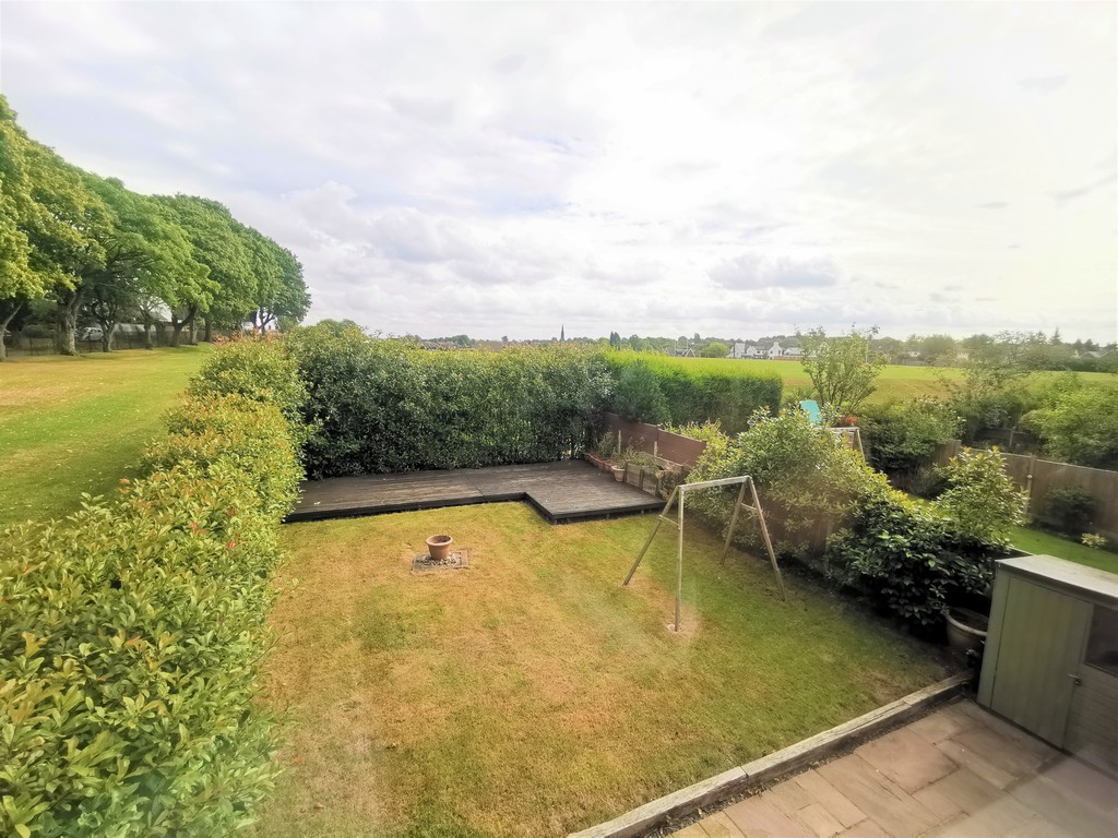 Lancaster Road, Newcastle-under-Lyme, photo 16
