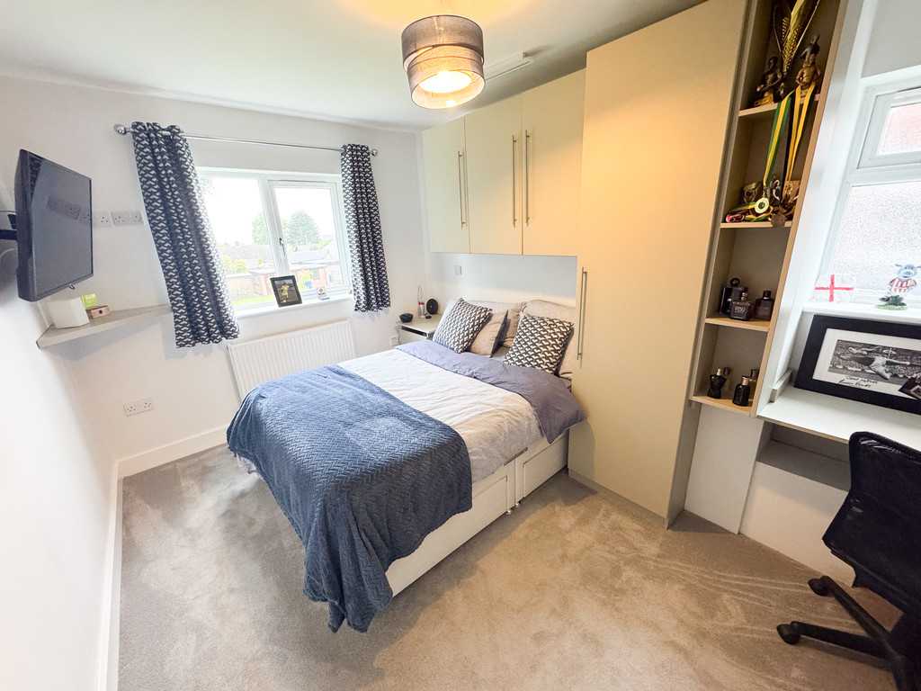Blacklake Drive, Meir Heath, Stoke-on-Trent, photo 17