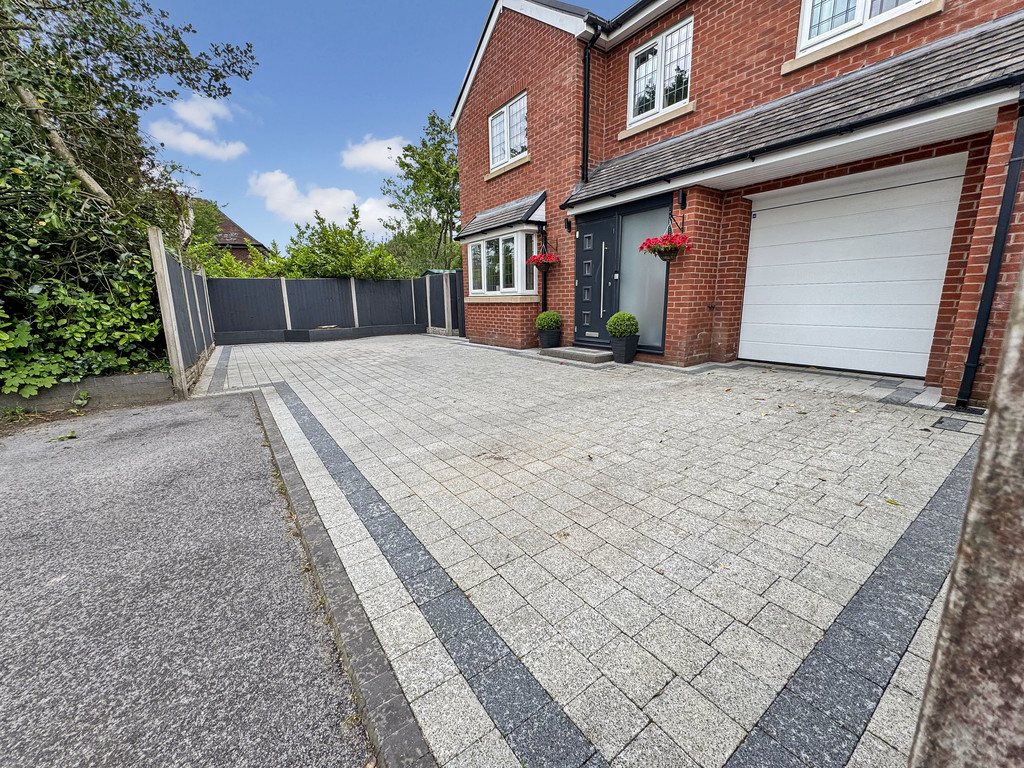 Blacklake Drive, Meir Heath, Stoke-on-Trent, photo 35