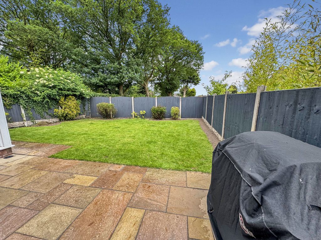 Blacklake Drive, Meir Heath, Stoke-on-Trent, photo 31
