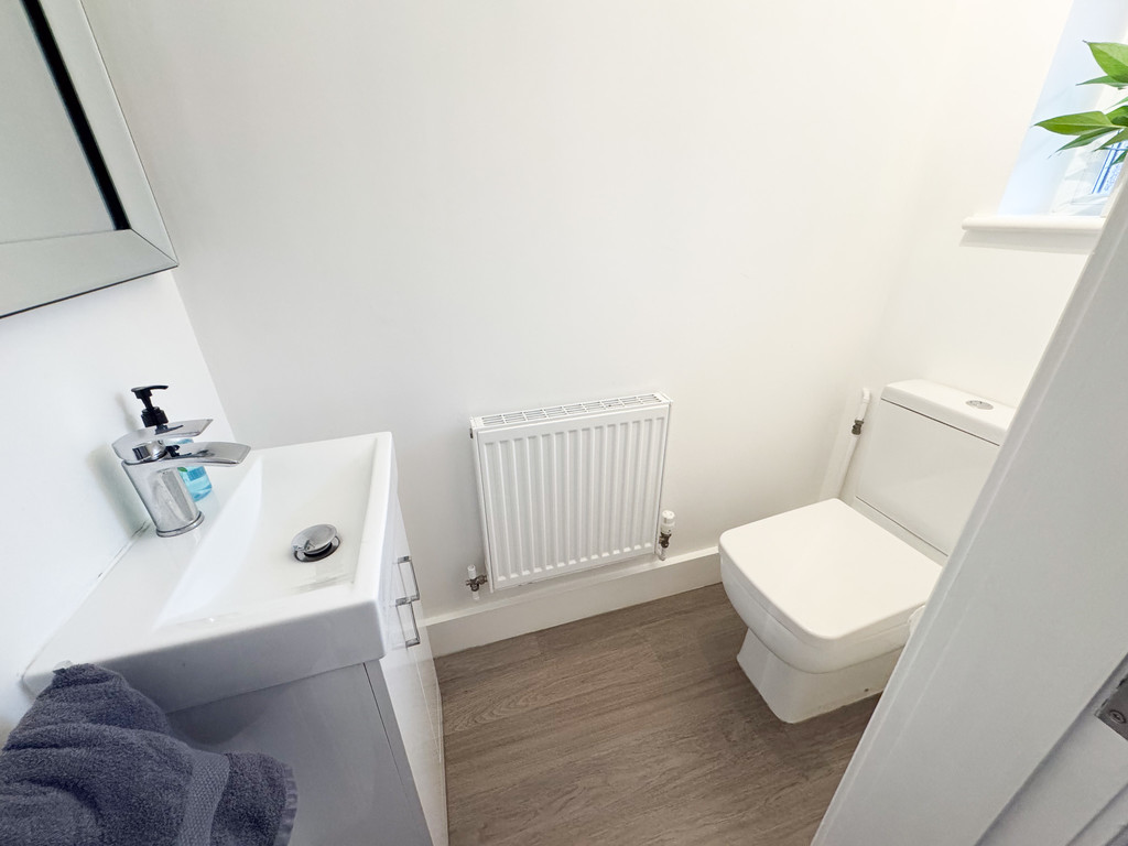 Blacklake Drive, Meir Heath, Stoke-on-Trent, photo 13