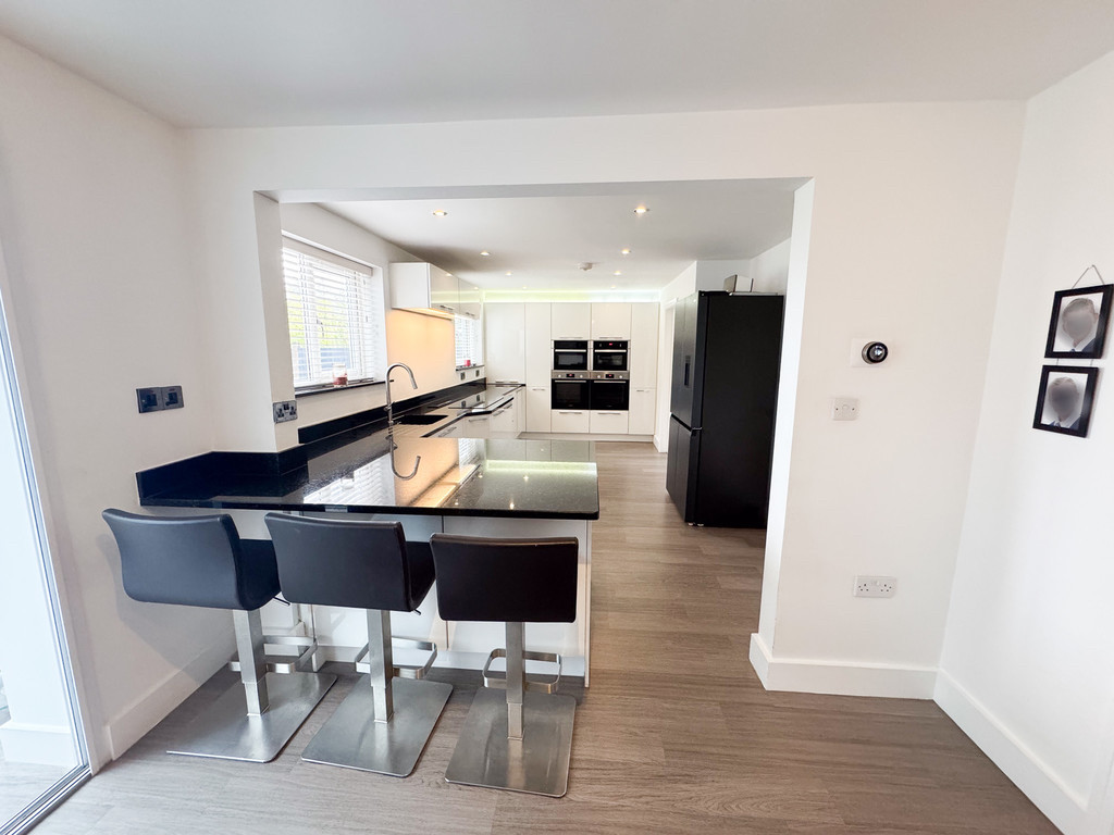 Blacklake Drive, Meir Heath, Stoke-on-Trent, photo 8