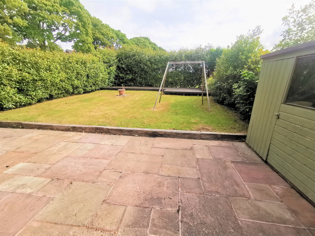 Lancaster Road, Newcastle-under-Lyme, photo 17