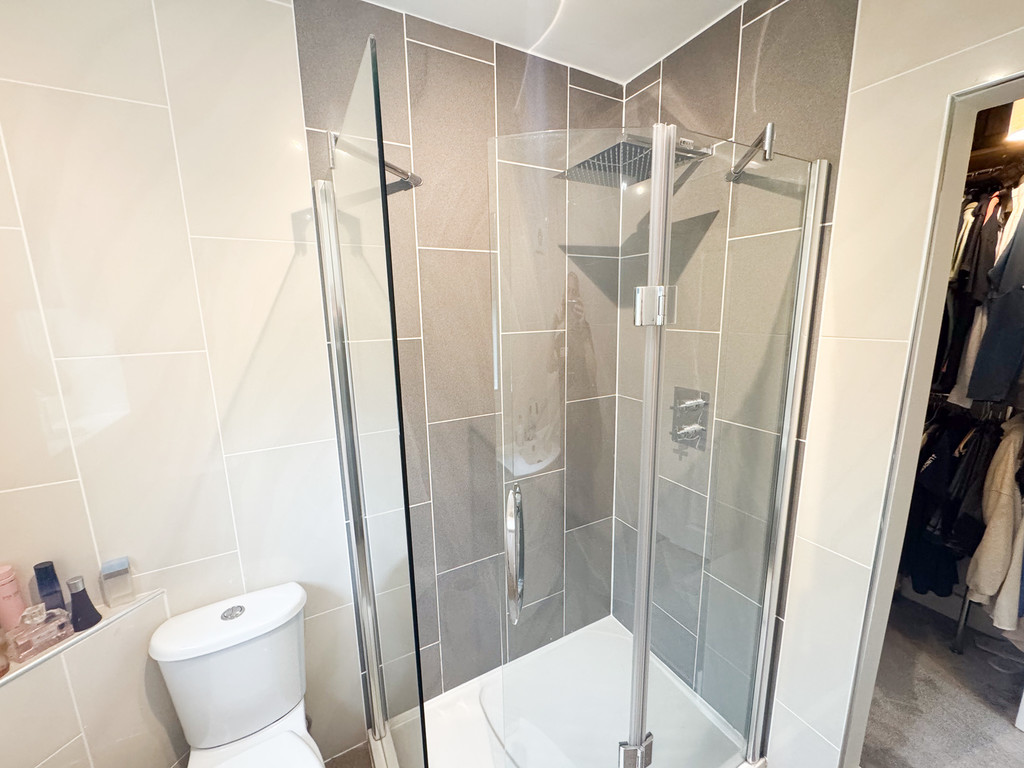 Blacklake Drive, Meir Heath, Stoke-on-Trent, photo 16