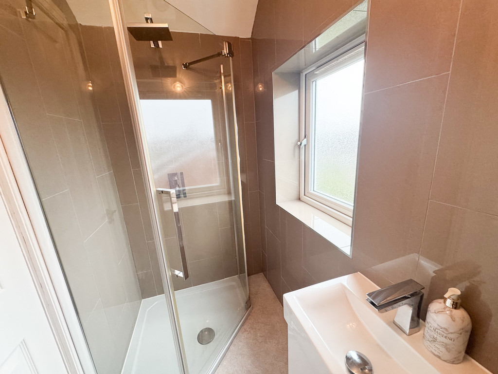 Blacklake Drive, Meir Heath, Stoke-on-Trent, photo 29