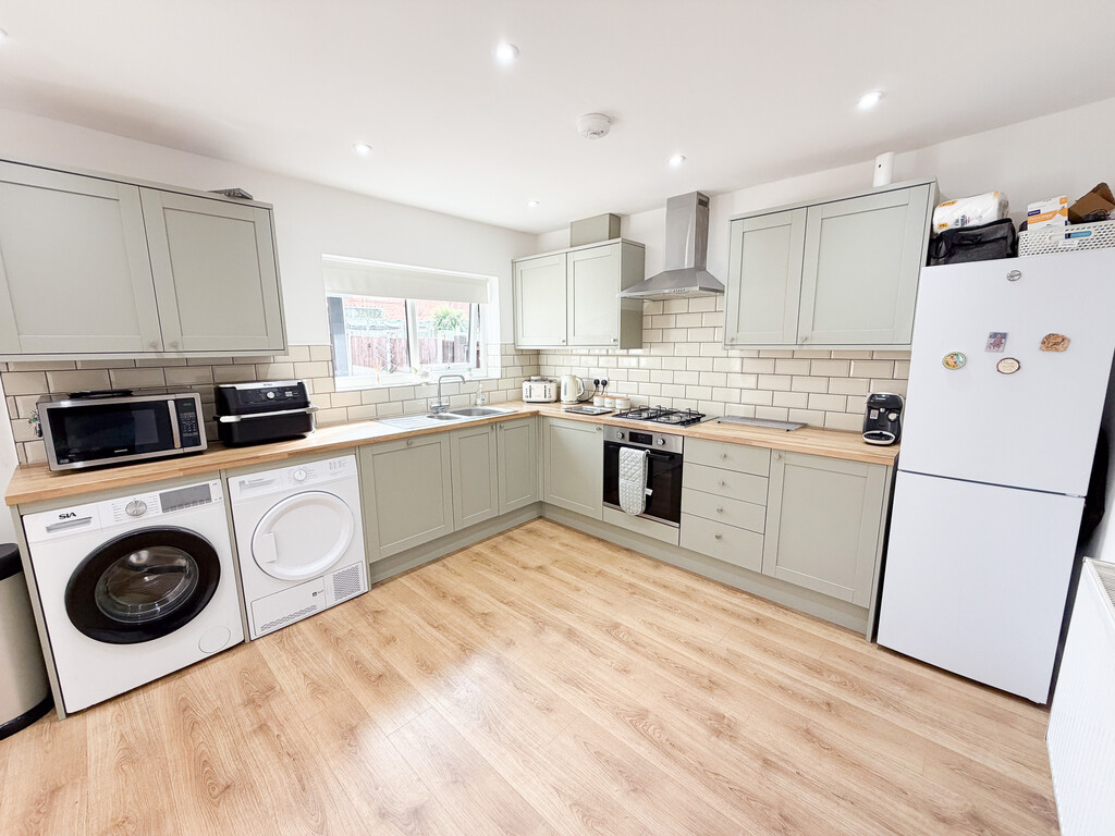 Magdalen Road, Blurton, Stoke-on-Trent, photo 8