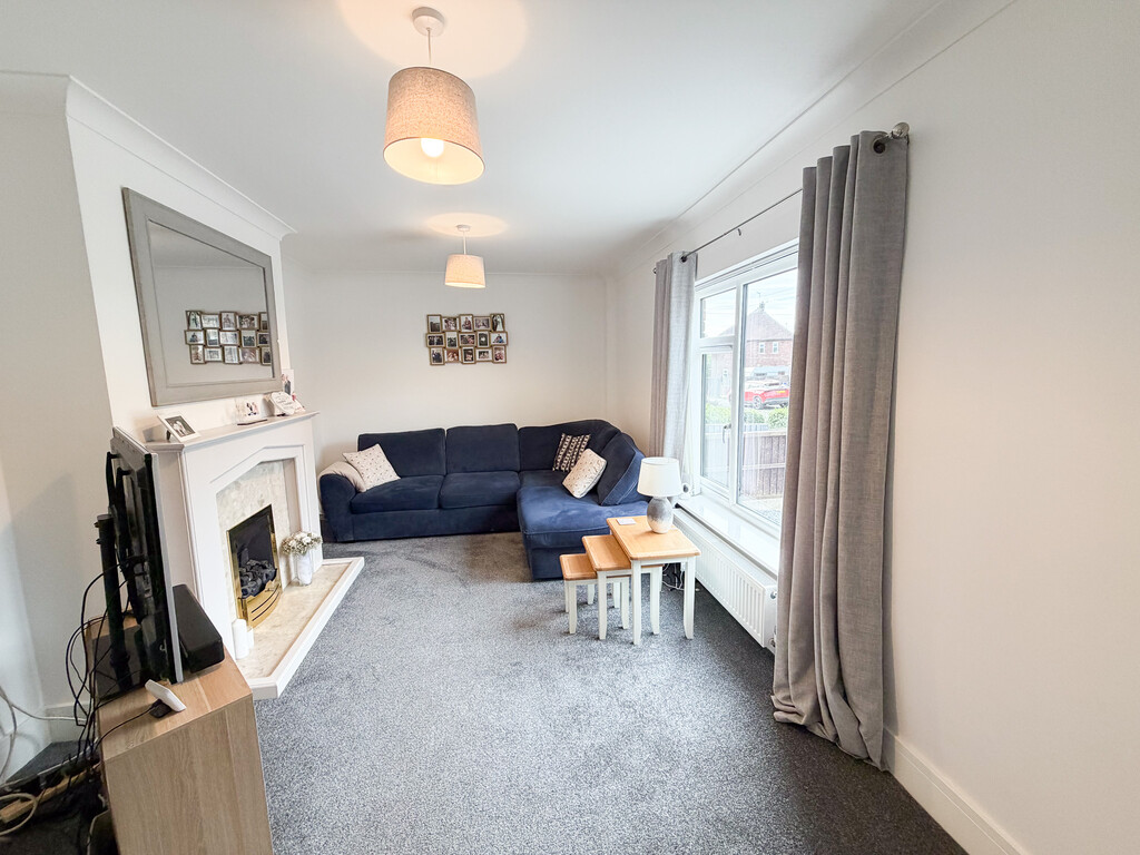 Magdalen Road, Blurton, Stoke-on-Trent, photo 4