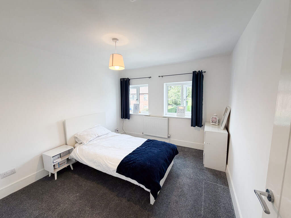 Magdalen Road, Blurton, Stoke-on-Trent, photo 16