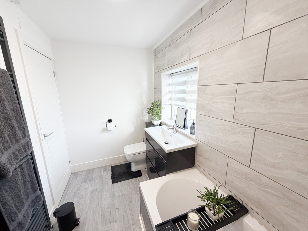 Magdalen Road, Blurton, Stoke-on-Trent, photo 23