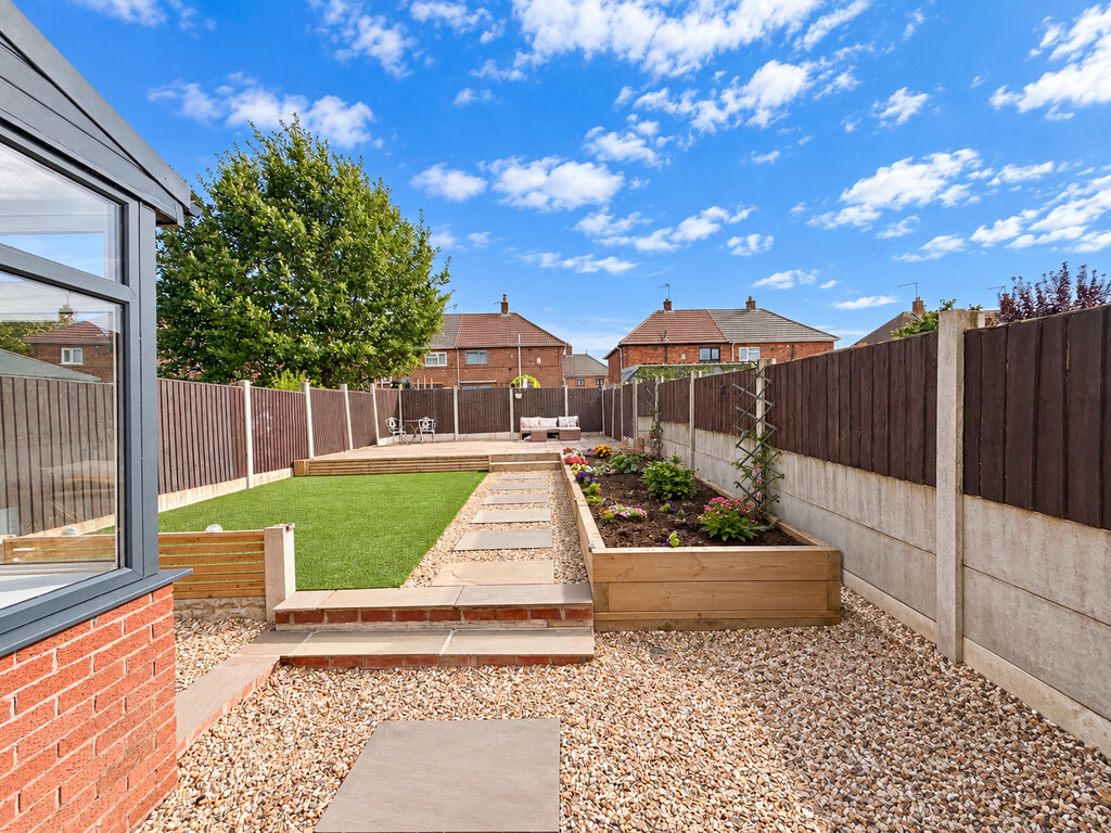 Magdalen Road, Blurton, Stoke-on-Trent, photo 2