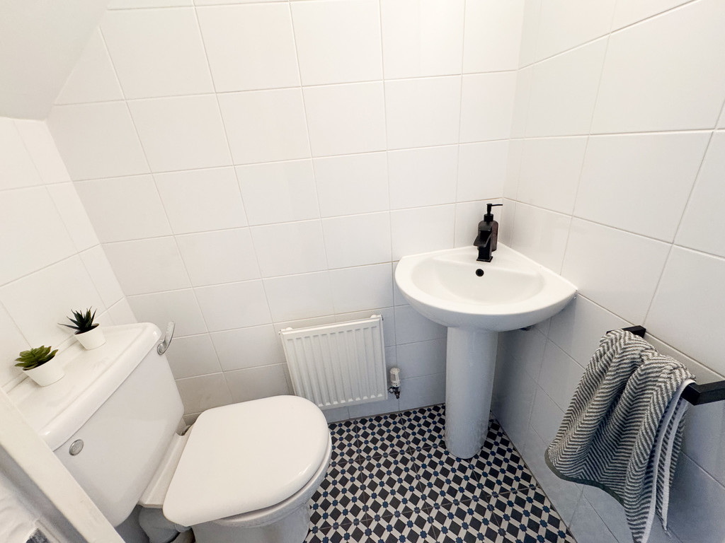 Ovaldene Way, Trentham, Stoke-on-Trent, photo 11