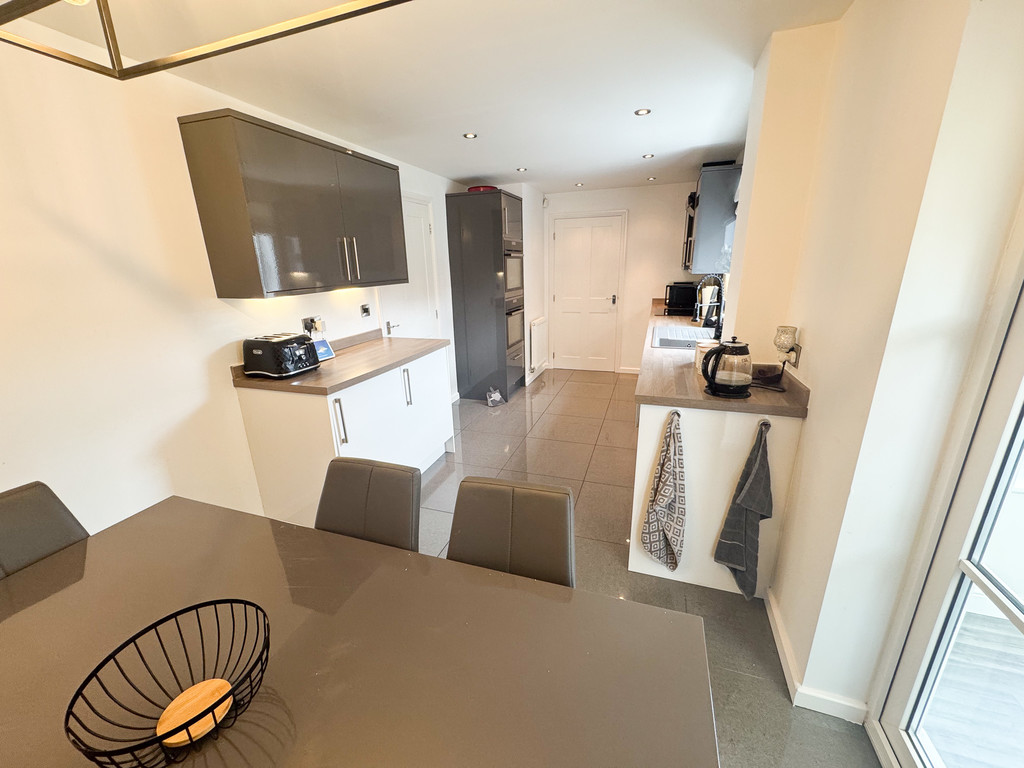 Ovaldene Way, Trentham, Stoke-on-Trent, photo 7
