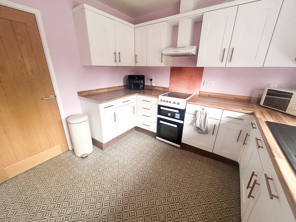 The Avenue, Blythe Bridge, Stoke on Trent, photo 6