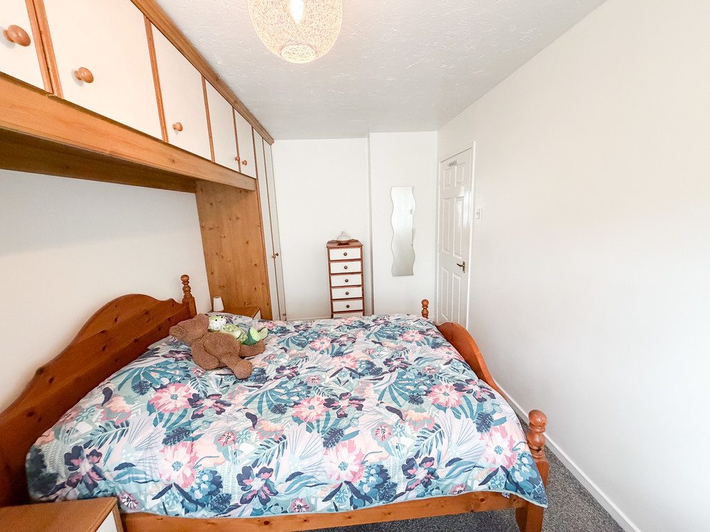 Perton Wood View, Blurton, Stoke-on-Trent, photo 15